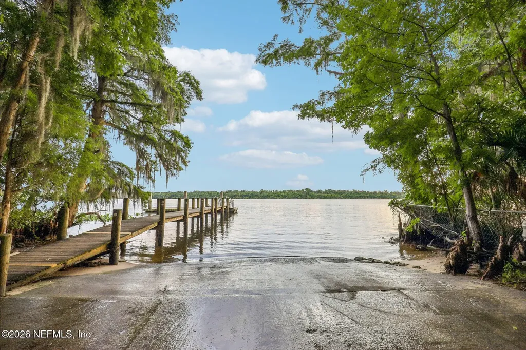 122 Macon Road Palatka FL 32177
