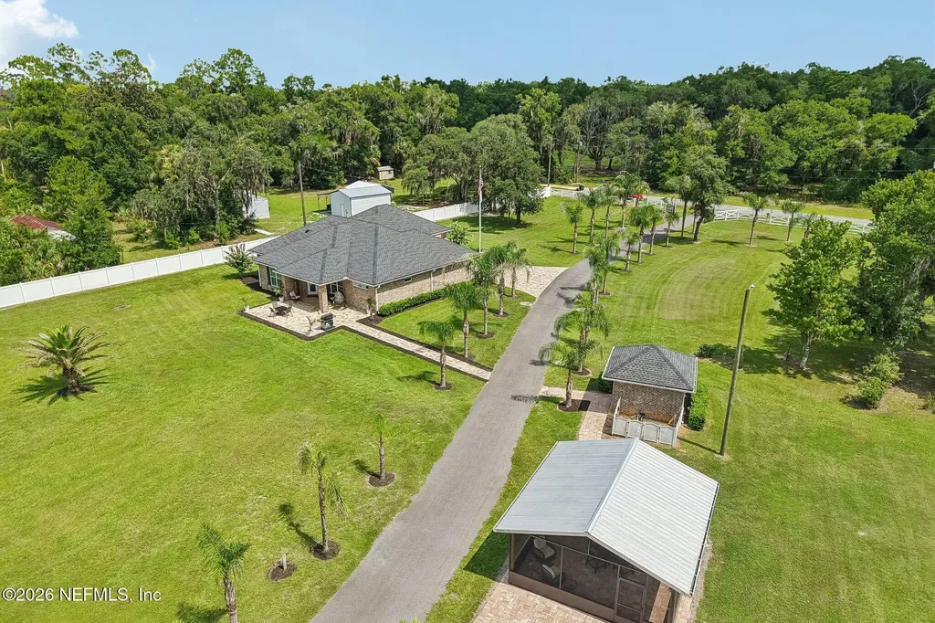 122 Macon Road Palatka FL 32177