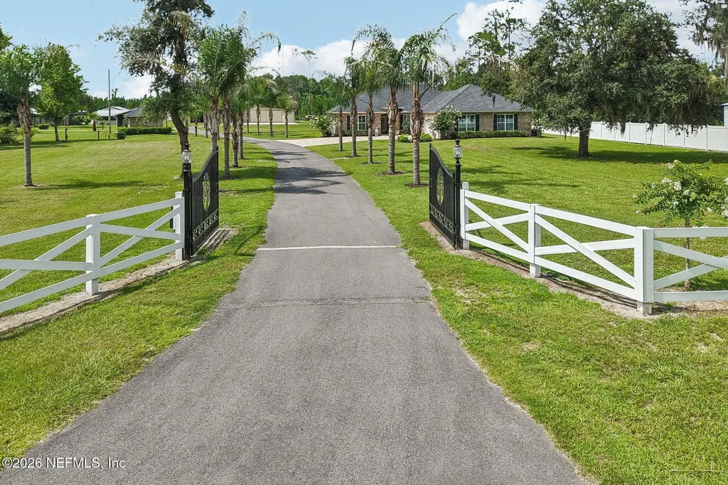 122 Macon Road Palatka FL 32177