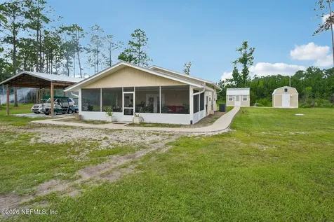 122 Macon Road Palatka FL 32177