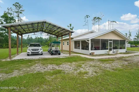 122 Macon Road Palatka FL 32177