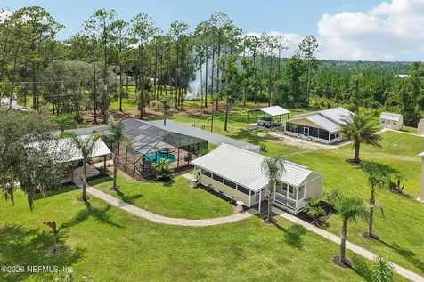122 Macon Road Palatka FL 32177