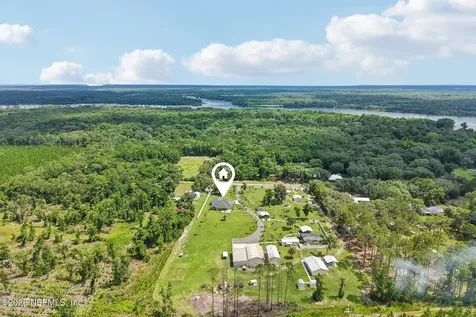 122 Macon Road Palatka FL 32177