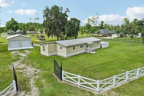 122 Macon Road Palatka FL 32177