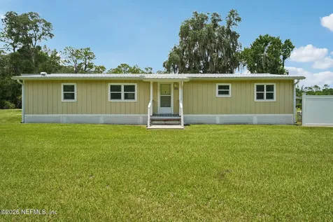 122 Macon Road Palatka FL 32177