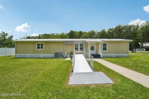 122 Macon Road Palatka FL 32177