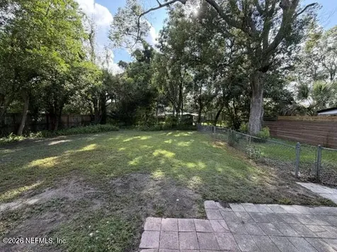 2404 Red Oak Drive Jacksonville FL 32211