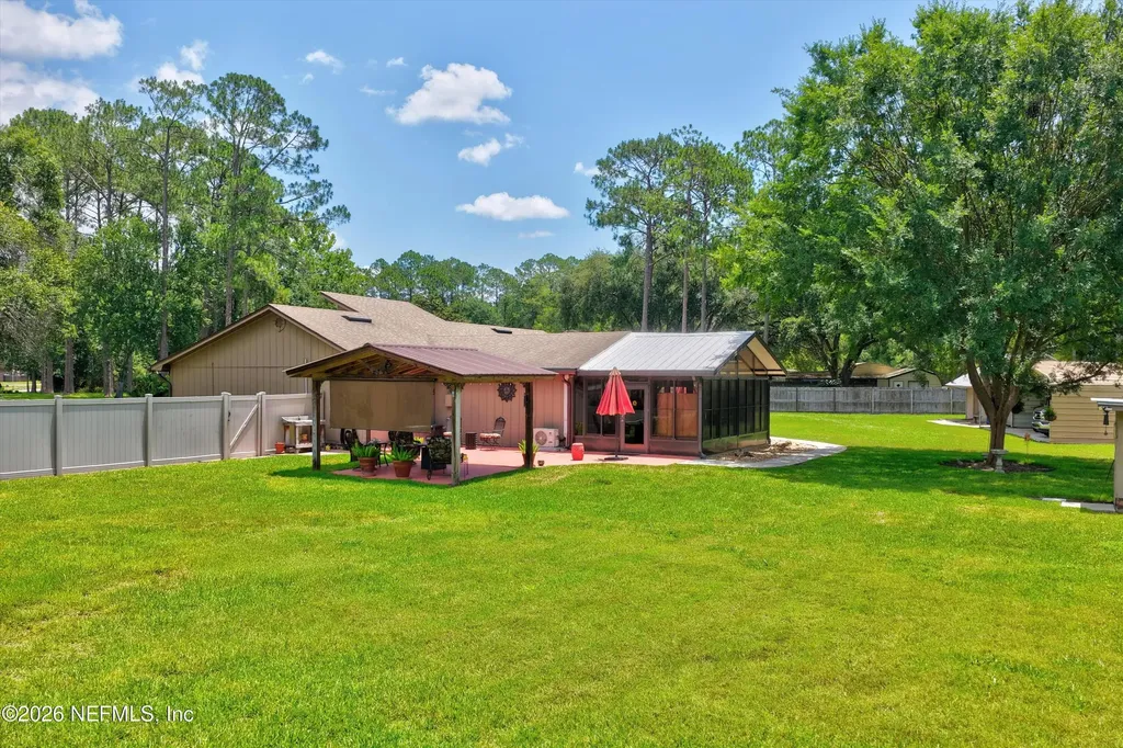 1555 Surrey Glen Cove Middleburg FL 32068