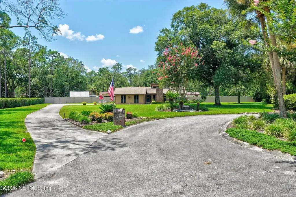 1555 Surrey Glen Cove Middleburg FL 32068