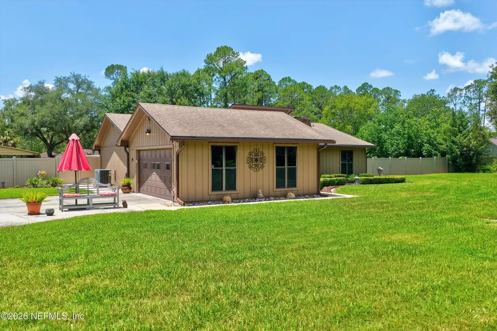 1555 Surrey Glen Cove Middleburg FL 32068