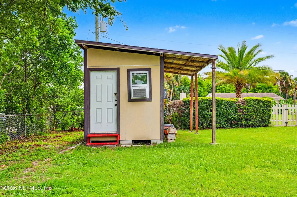1318 8th Street N Jacksonville Beach FL 32250
