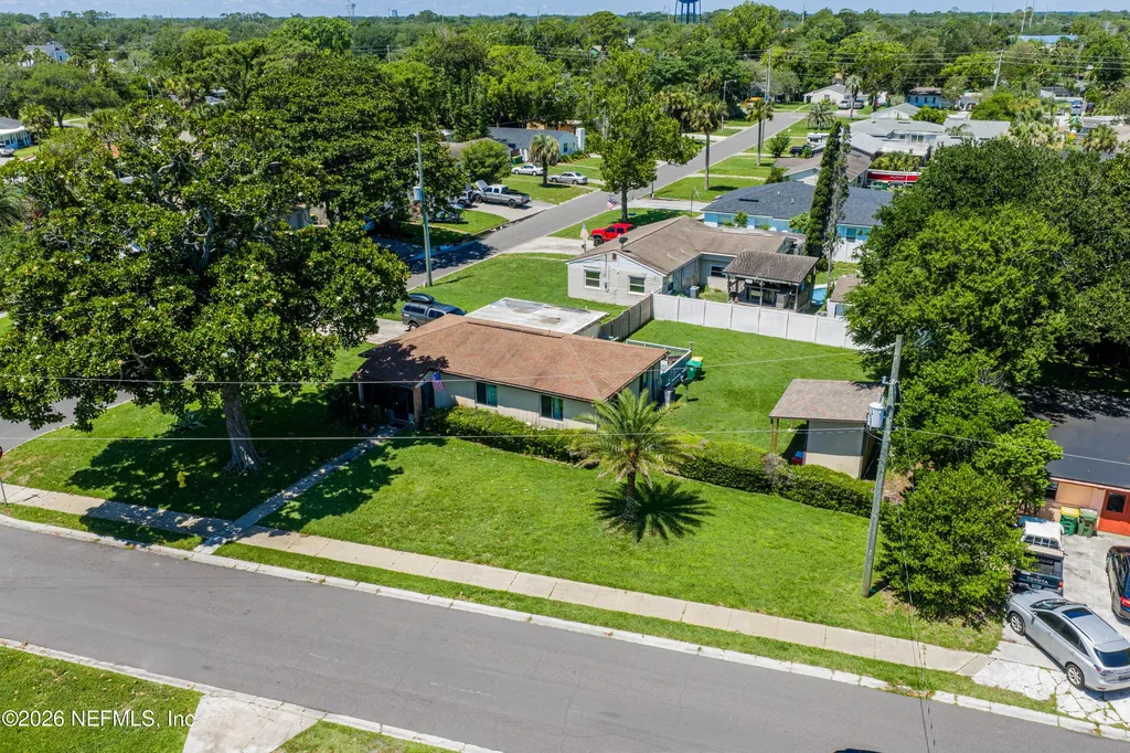 1318 8th Street N Jacksonville Beach FL 32250