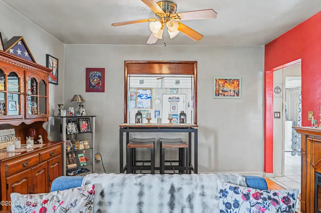 1318 8th Street N Jacksonville Beach FL 32250
