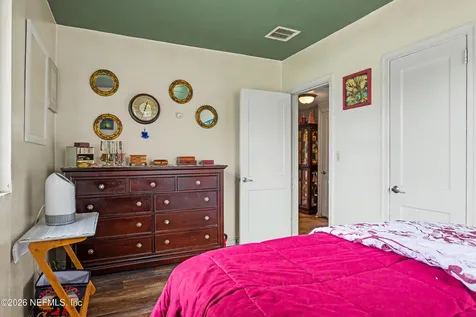 1318 8th Street N Jacksonville Beach FL 32250