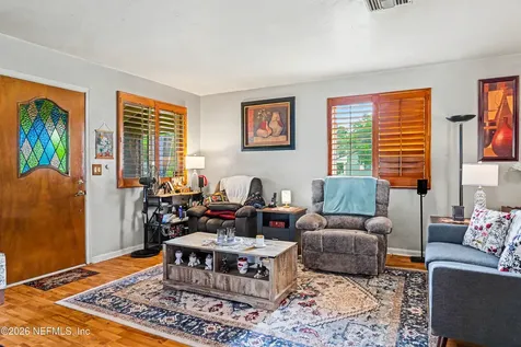 1318 8th Street N Jacksonville Beach FL 32250