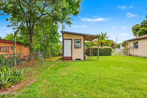 1318 8th Street N Jacksonville Beach FL 32250