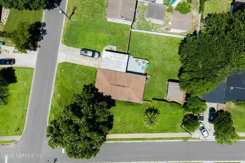 1318 8th Street N Jacksonville Beach FL 32250