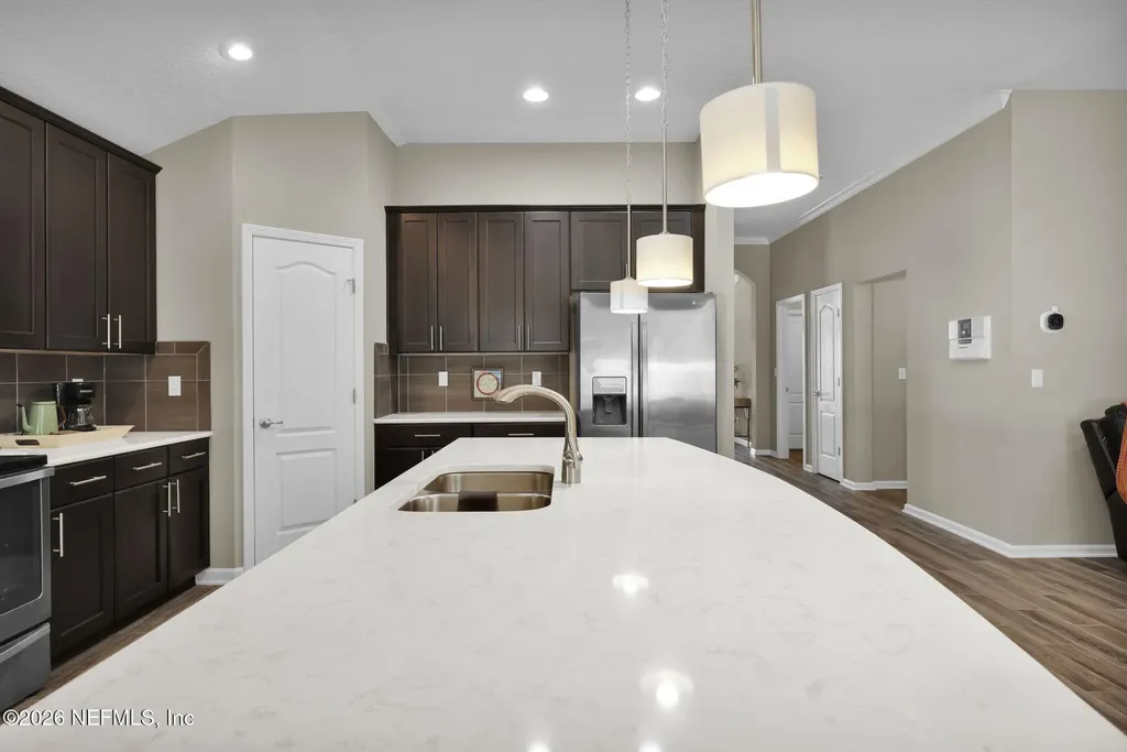 6341 Rolling Tree Street Jacksonville FL 32222