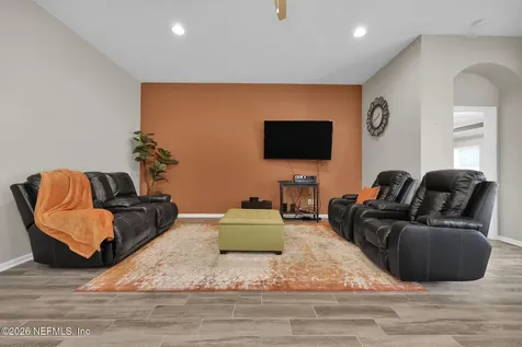 6341 Rolling Tree Street Jacksonville FL 32222