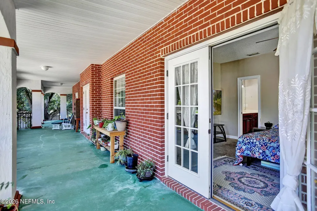 5052 Lourcey Road Jacksonville FL 32257