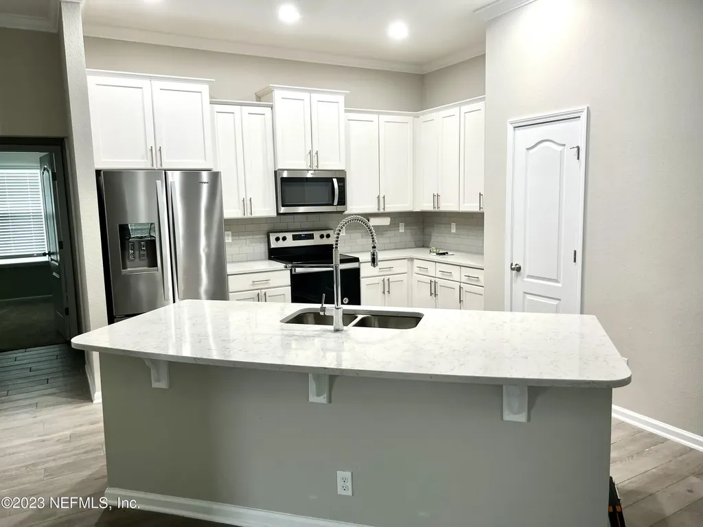 574 Northside Drive S Jacksonville FL 32218