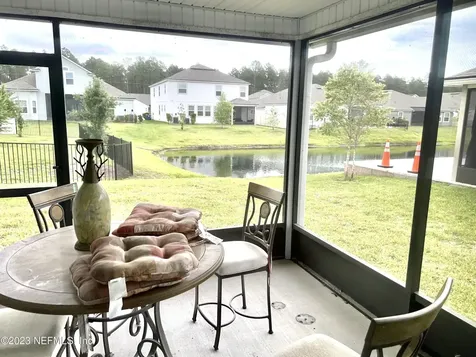 574 Northside Drive S Jacksonville FL 32218