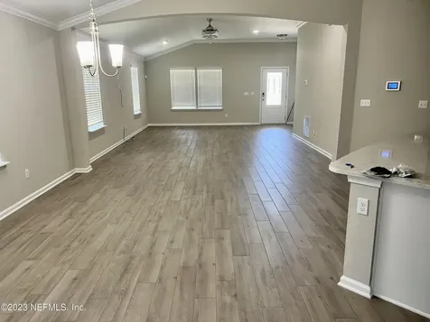 574 Northside Drive S Jacksonville FL 32218