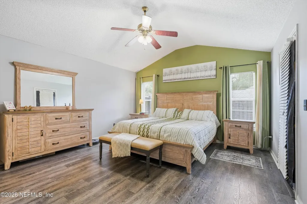 8961 Country Bend Circle S Jacksonville FL 32244