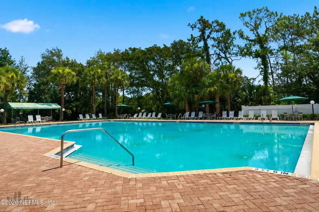 8961 Country Bend Circle S Jacksonville FL 32244
