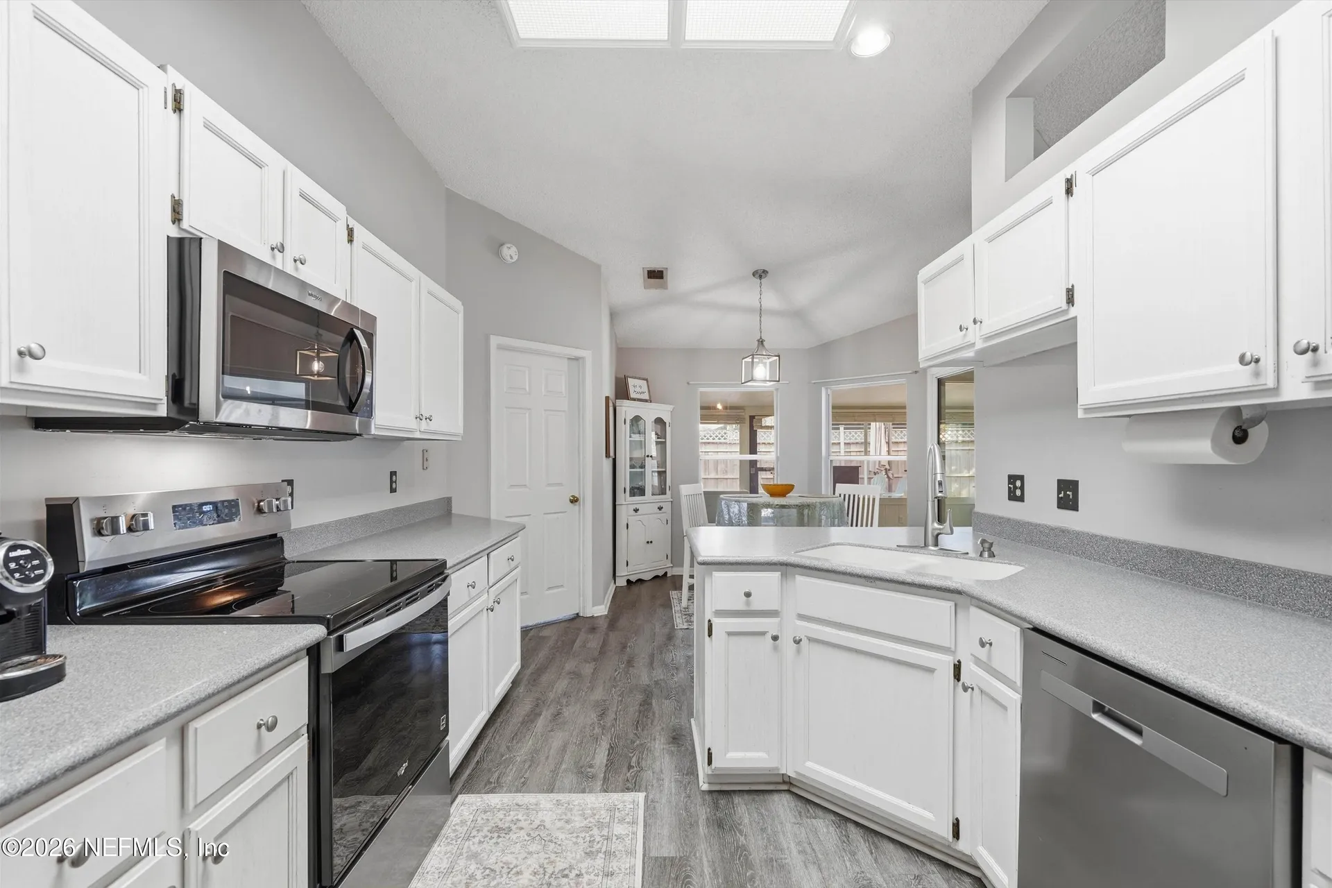 8961 Country Bend Circle S Jacksonville FL 32244