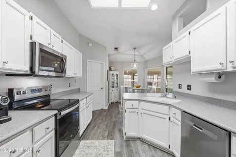 8961 Country Bend Circle S Jacksonville FL 32244