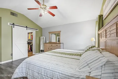8961 Country Bend Circle S Jacksonville FL 32244