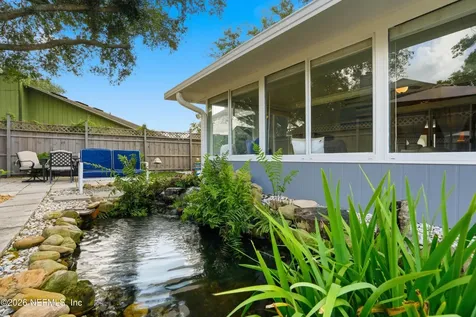 8961 Country Bend Circle S Jacksonville FL 32244