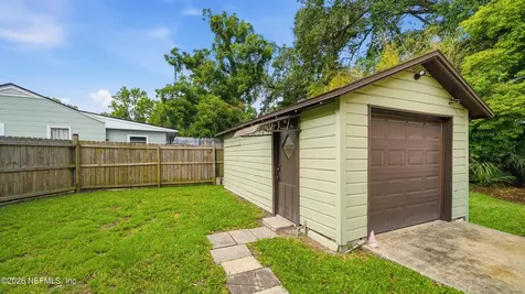 2870 Stanwood Avenue Jacksonville FL 32207