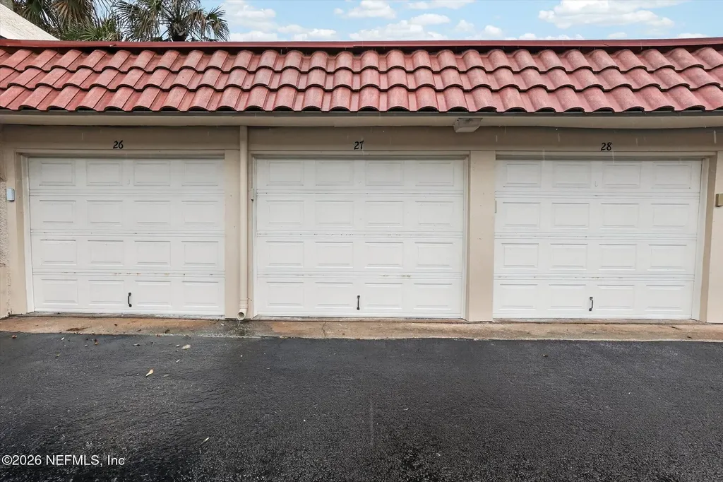 10 10th Street Atlantic Beach FL 32233