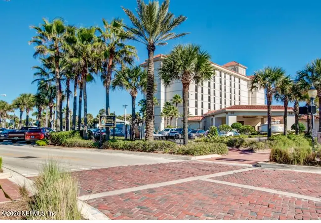10 10th Street Atlantic Beach FL 32233