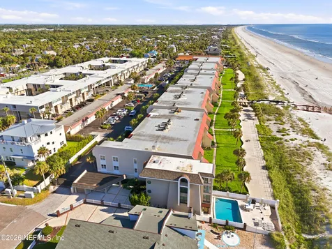 10 10th Street Atlantic Beach FL 32233