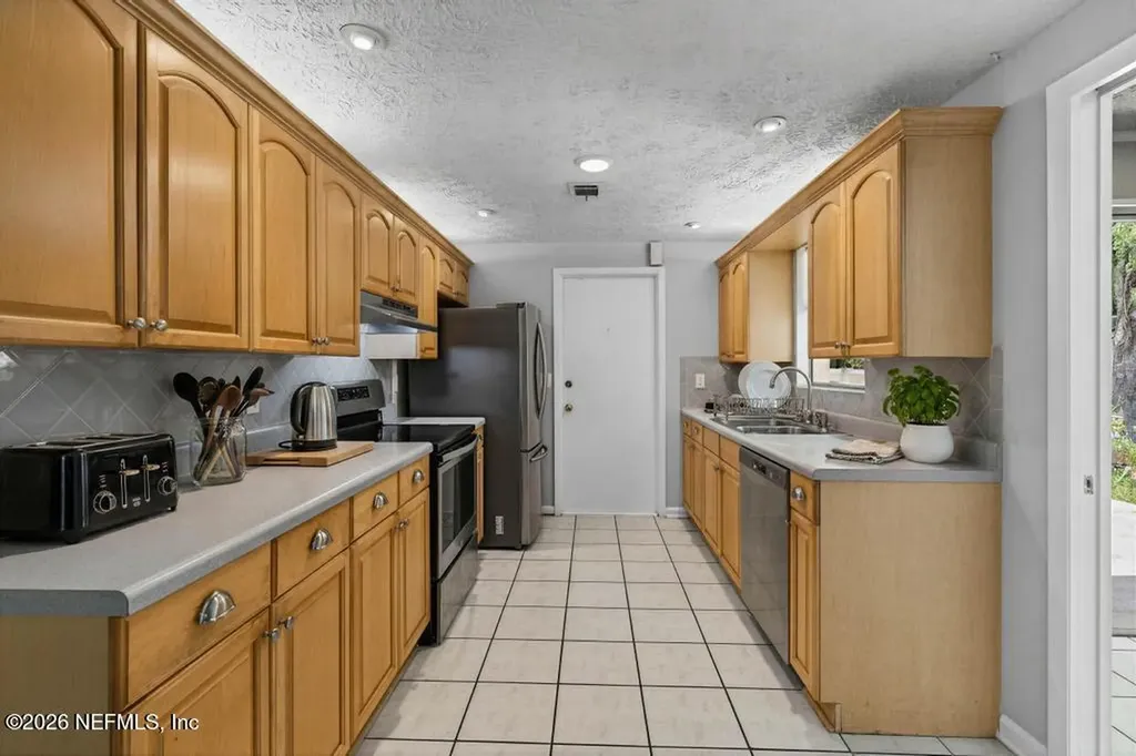 9925 Timberlake Drive Jacksonville FL 32257