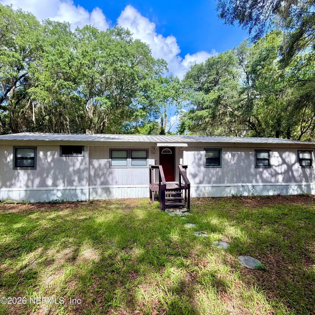 7526 NE 221st Street Melrose FL 32666
