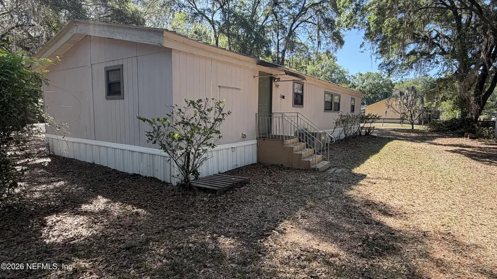7526 NE 221st Street Melrose FL 32666