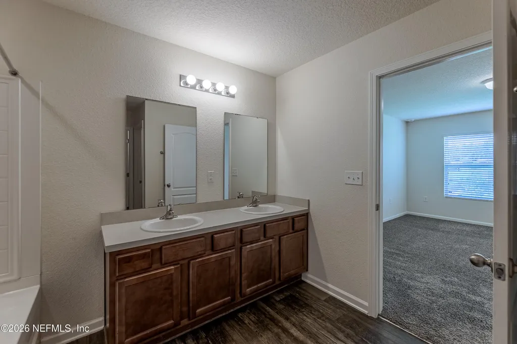 6824 Hanford Street Jacksonville FL 32219