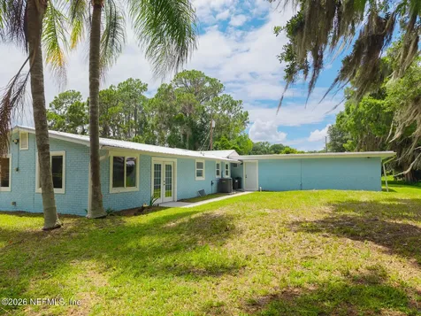 109 Canal Street Crescent City FL 32112