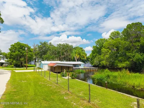 109 Canal Street Crescent City FL 32112