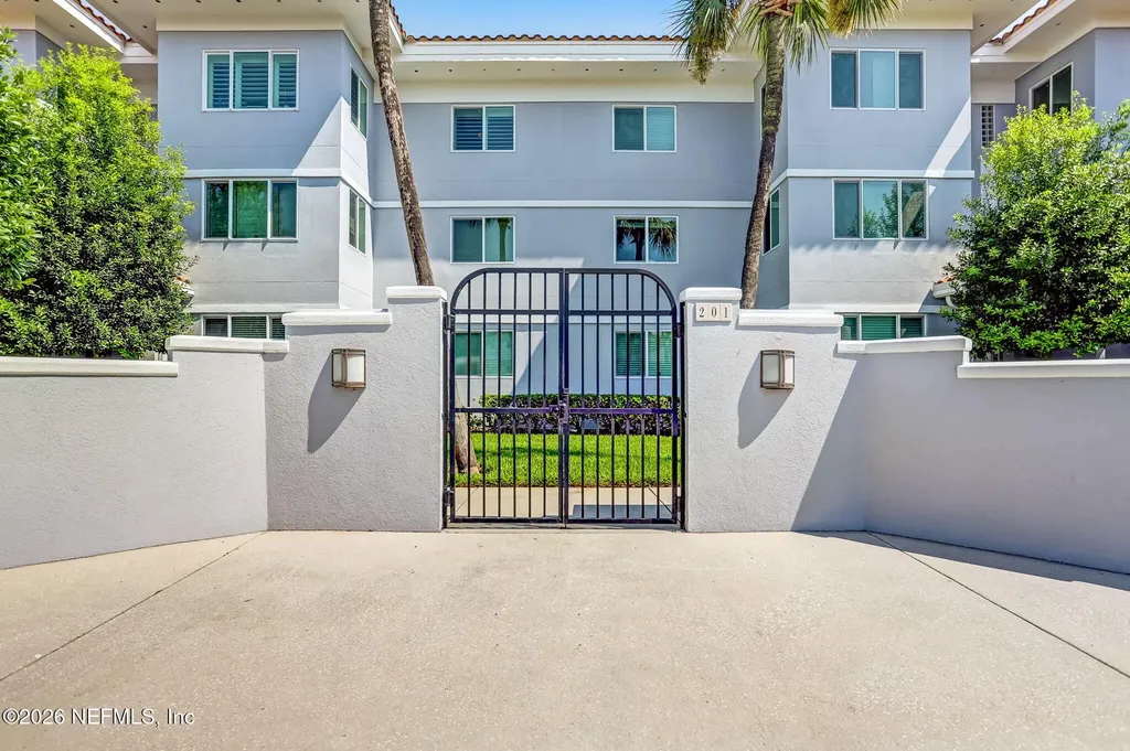201 N 10th Avenue Jacksonville Beach FL 32250