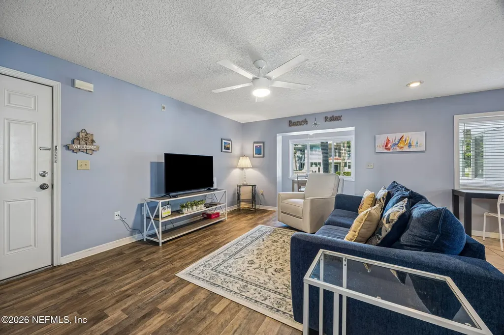 201 N 10th Avenue Jacksonville Beach FL 32250