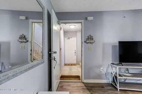 201 N 10th Avenue Jacksonville Beach FL 32250