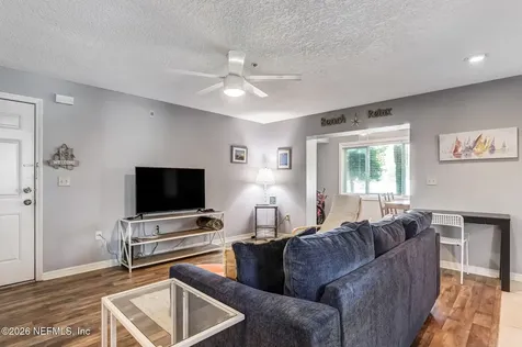 201 N 10th Avenue Jacksonville Beach FL 32250