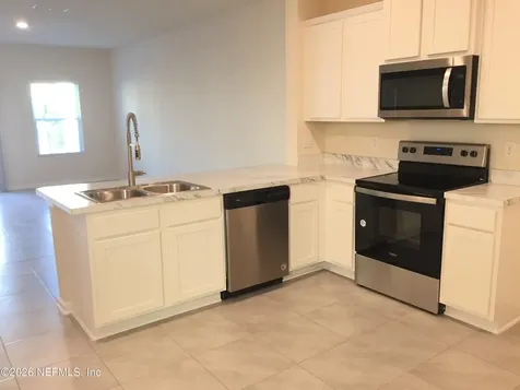 7627 Legacy Trail Jacksonville FL 32256