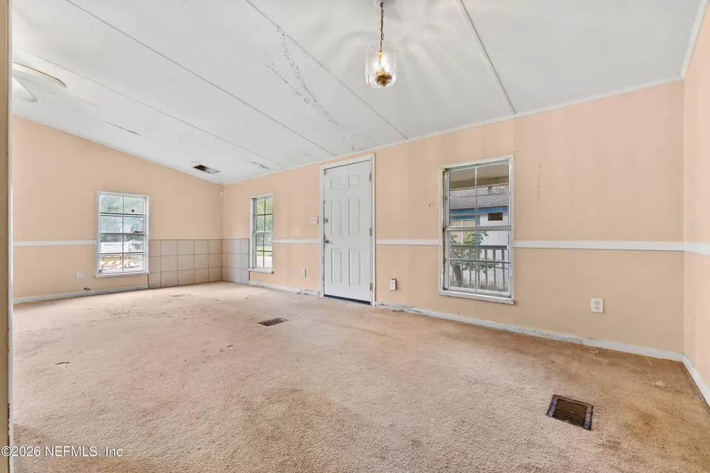 7756 Club Duclay Drive Jacksonville FL 32244