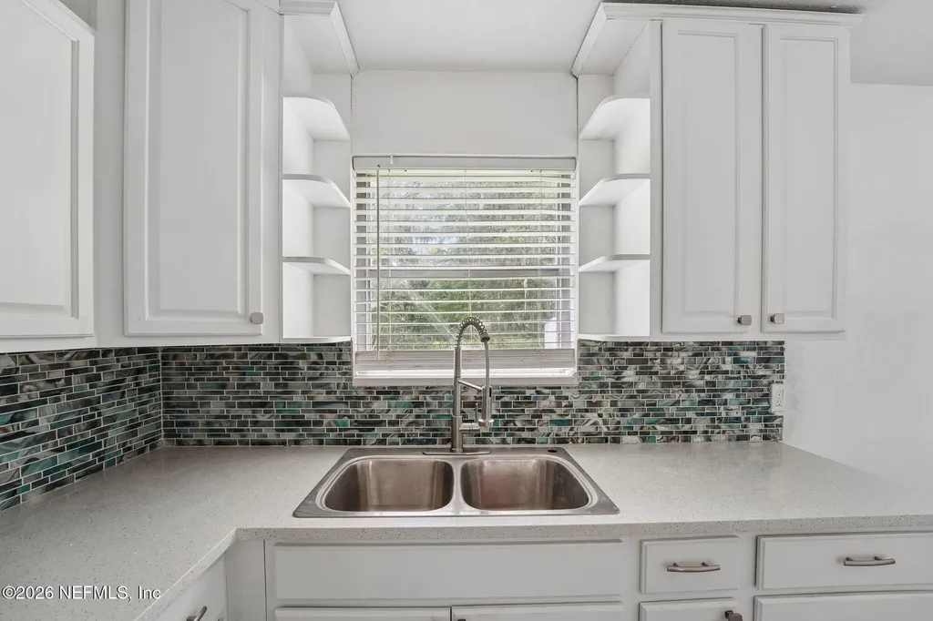 6740 Yvonne Lane Jacksonville FL 32216
